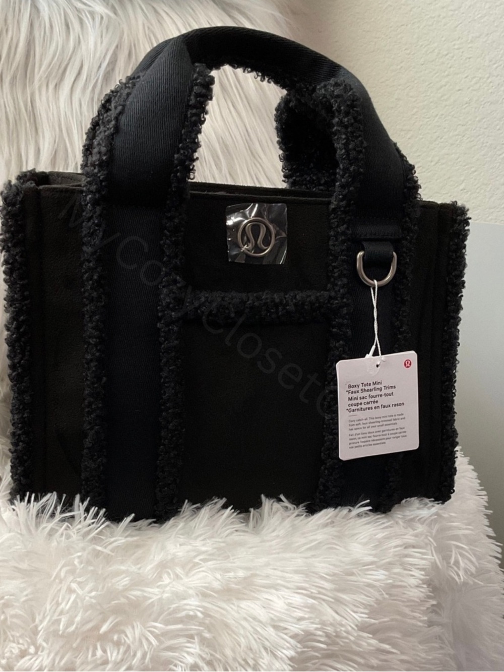 Lululemon Boxy Tote Mini* Faux Sherling Trims- 4.5L-Black
